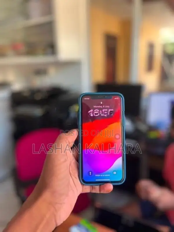 Apple iPhone X 64GB (Used)