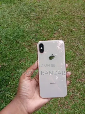 Apple iPhone XS (Used)