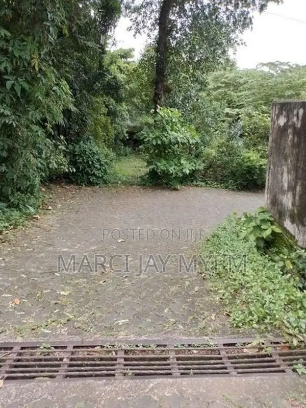 12p Land for Sale at Rajamaha Vihara Road, Kotte