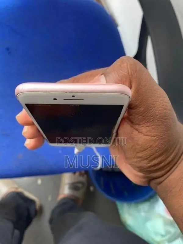 Apple iPhone 7 128 (Used)