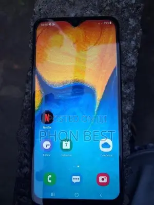 Samsung Galaxy A20 (Used)
