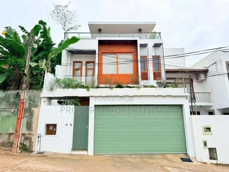 5BR Architecture-Designed Brand New House for Sale in Battaramulla ✨
