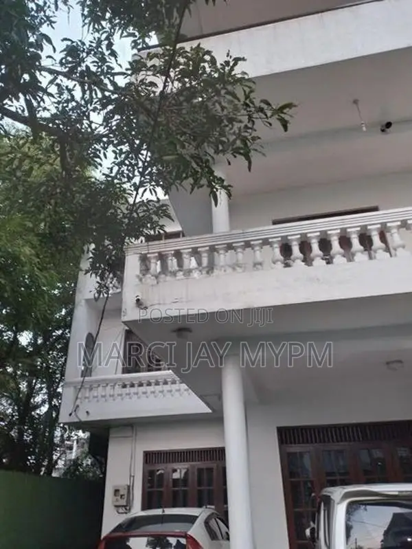 3 Storey House for Sale at Kotte