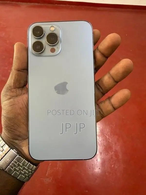 Apple iPhone 13 Pro Max (Used)