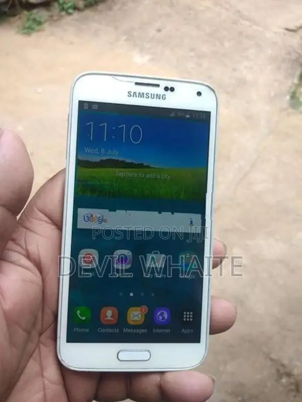 Samsung Galaxy S5 (Used)