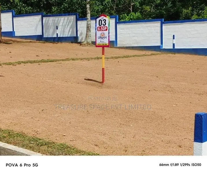 Land for Sale at Homagama City Limits
