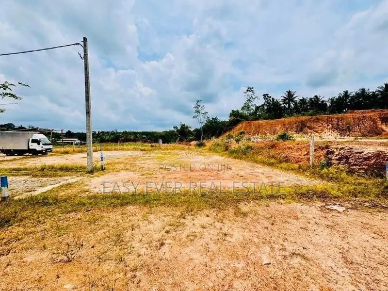 හංවැල්ල – ආටිගලින් පර්චස් 7.5ක වටිනා නේවාසික ඉඩමක් / KK 13234