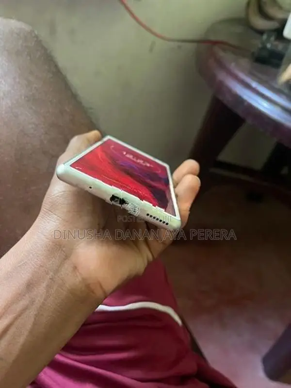 Sony Xperia 8 64GB (Used)