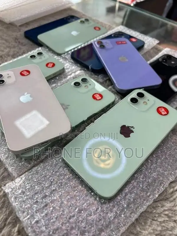 Apple iPhone 12 (Used)