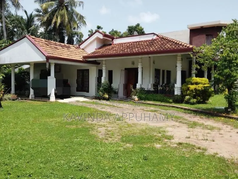 Land for Sale in Dankotuwa Town