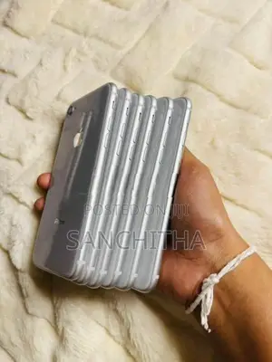 Apple iPhone 8 (Used)