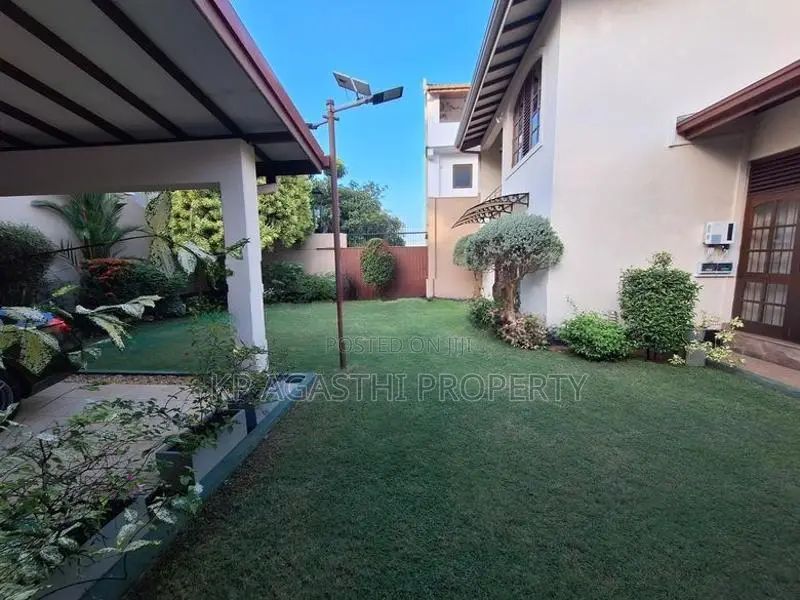 House for Sale in Colombo 6