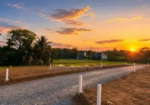 කොළඹ ඇඹුල්ගම ප්‍රදේශයෙන් අගනා නේවාසික ඉඩම් කැබලි 2ක් විකිණීමට ඇත
