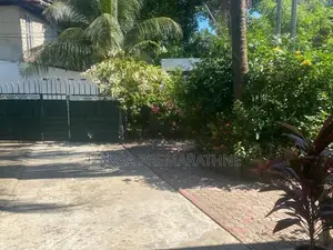 Beautiful Family Home with Lush Garden – Welisara, Ragama