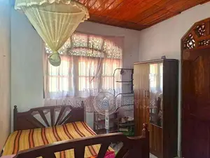 Land with Basic House for Sale – Samagi Mawatha, Thalahene, Malabe