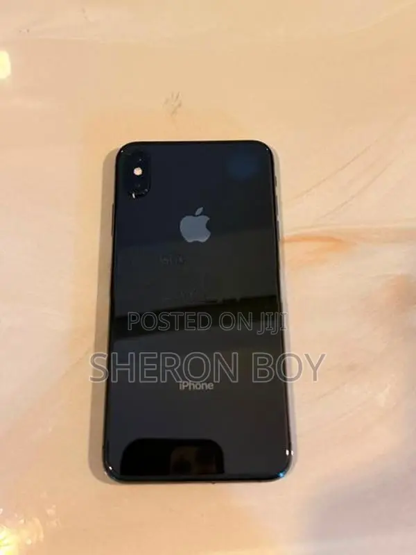 Apple iPhone XS Max (Used)