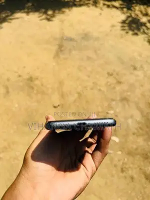 Apple iPhone 8 (Used)