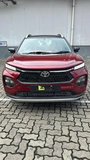 Toyota Taisor V Black Top HighSpec 2026