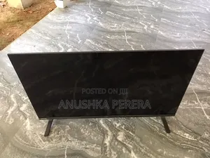 Toshiba 32" Smart TV