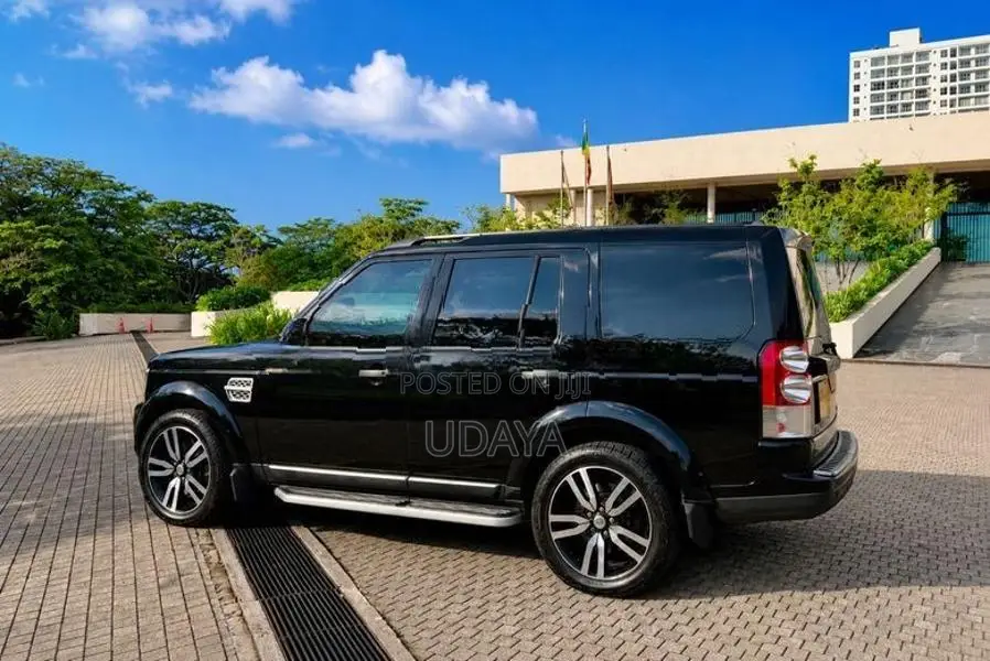 Land Rover Discovery 2013
