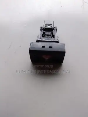 Toyota Aqua NHP10 Hazard Switch