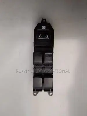 Toyota Aqua NHP10 Master Switch