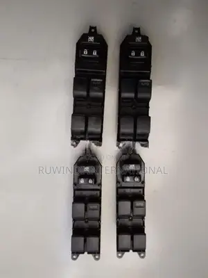 Toyota Aqua NHP10 Master Switch
