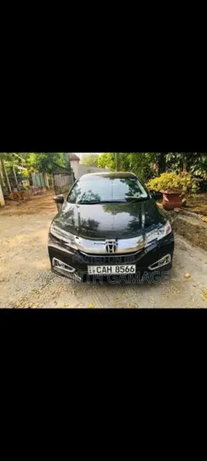 Honda Grace RS Sensing 2014