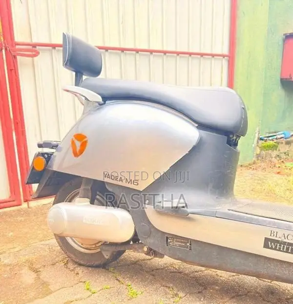 Yadea M6 2024