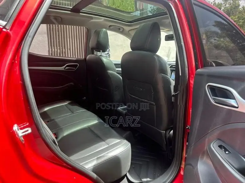 MG ZS 2019