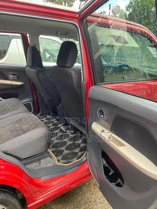 Suzuki Wagon R 2015