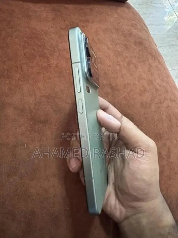 Xiaomi 17 Pro Max (Used)