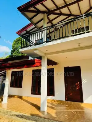 Spacious Dual-Living House for Sale in Ingiriya