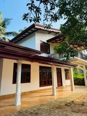 Spacious Dual-Living House for Sale in Ingiriya