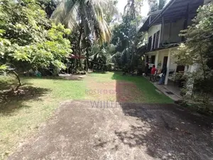 ඉඩමක් කොටිටාව නගරයට ආසන්නව
