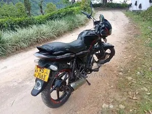 Bajaj Discover 150 2011