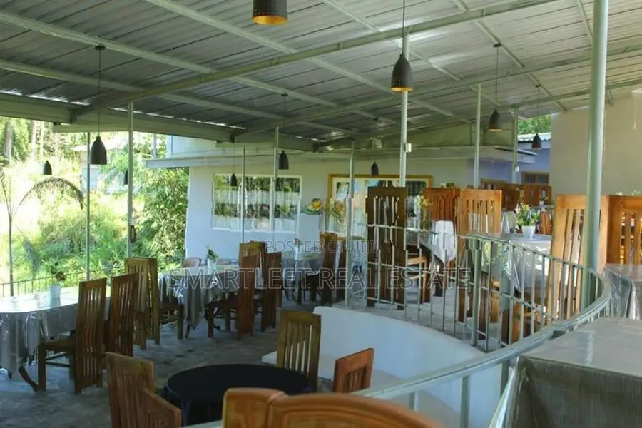 Hotel for Sale in Watawala