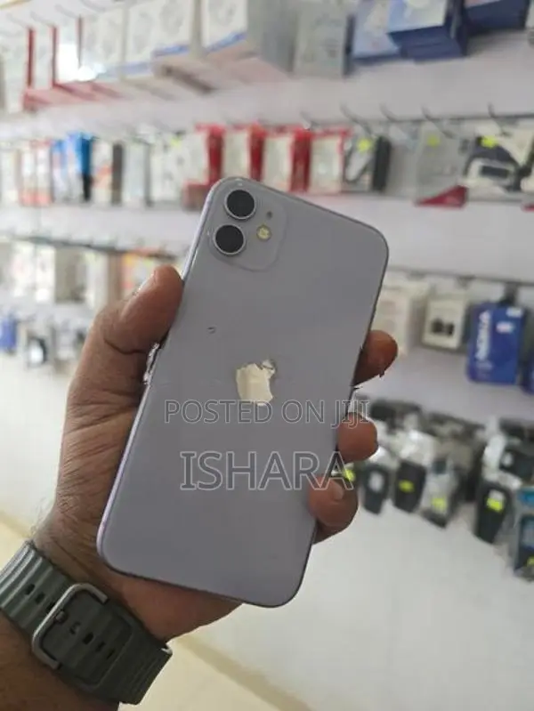 Apple iPhone 11 128GB (Used)
