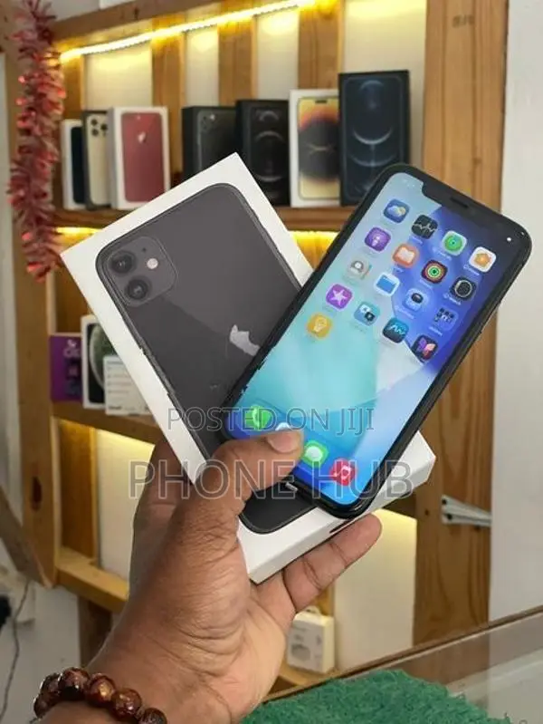 Apple iPhone 11 128GB (Used)