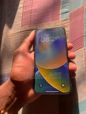 Apple iPhone 14 (Used)