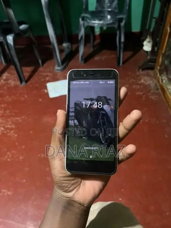 Sharp R6 (Used)