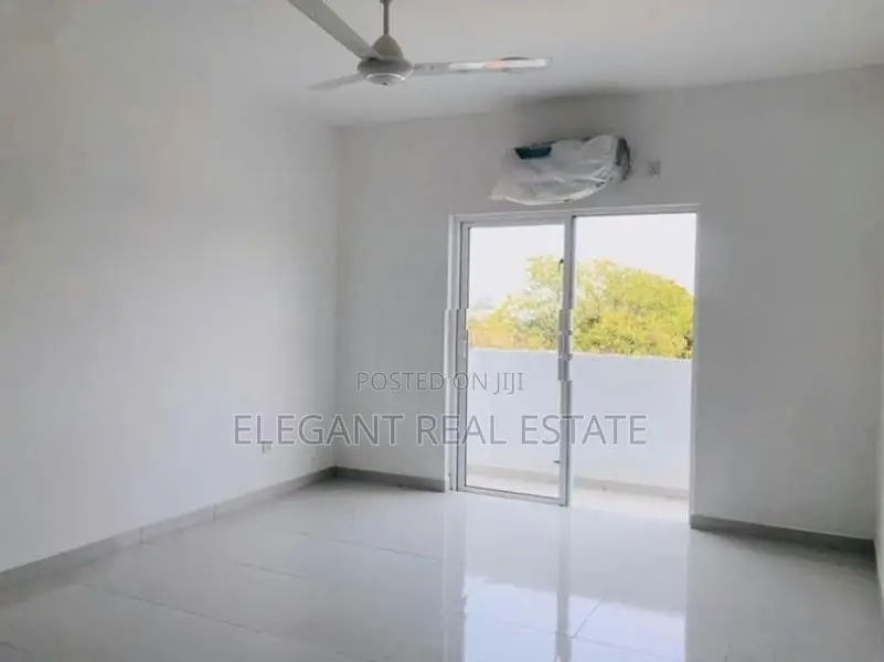 Ru Residencies - 03 Bedroom Apartment for Sale in Nugegoda (A5856)