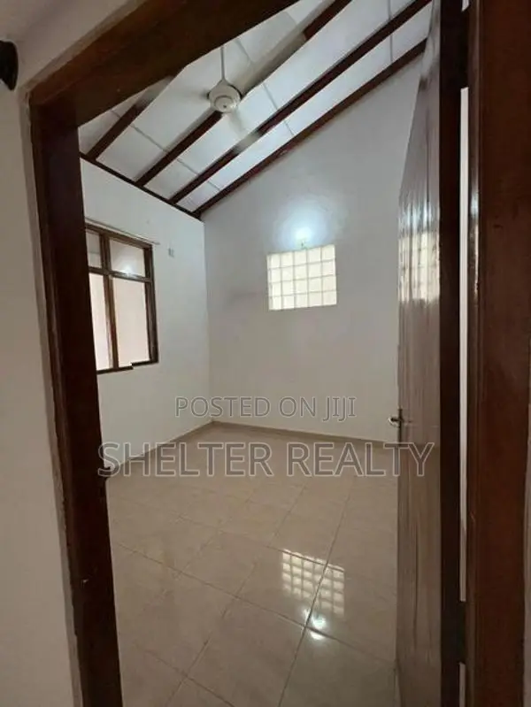 Wattala Alwis Town 6.7 Perche's House for Sale