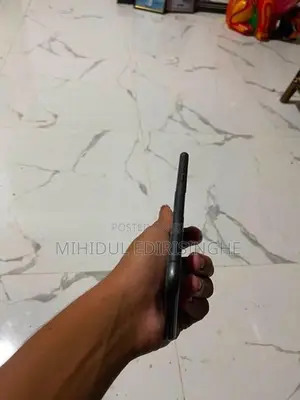 Apple iPhone 11 (Used)