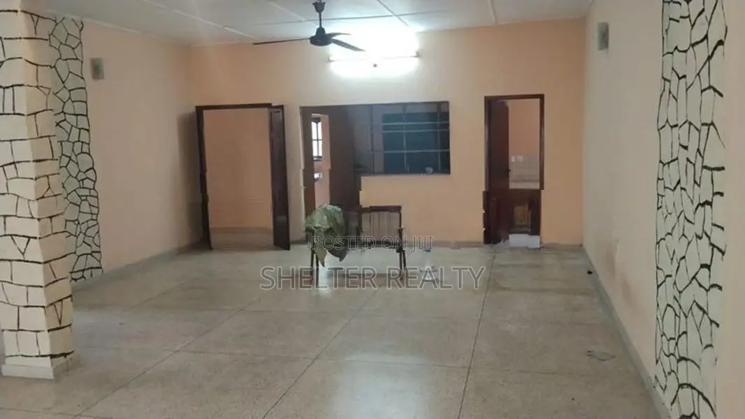 Land with Old House Near Lanka Tiles Wattala
