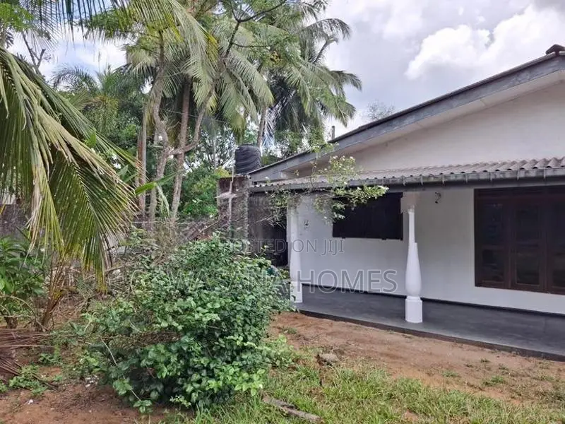 Single Story House for Sale Piliyandala