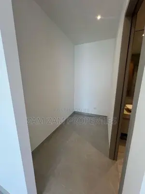 Luxury Sea View Apartment For Rent In Colombo 4