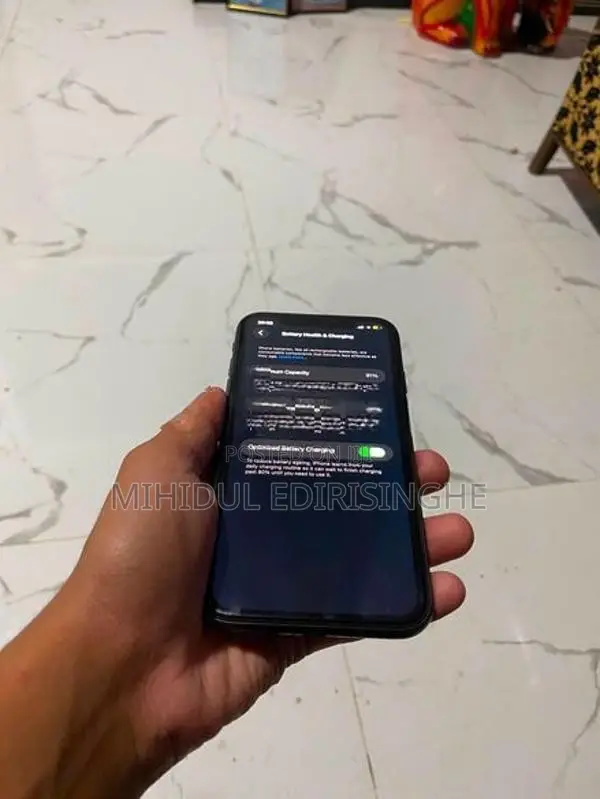 Apple iPhone 11 (Used)