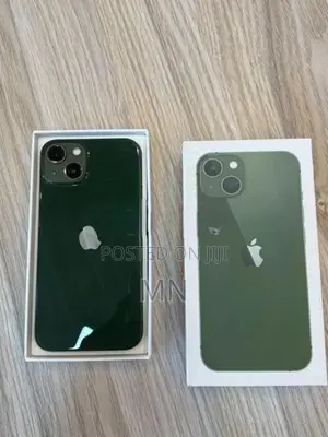 Apple iPhone 13 128GB (Used)