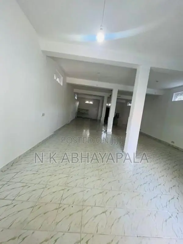 Commercial Building for Sale in Dambulla Facing A9 Main Road